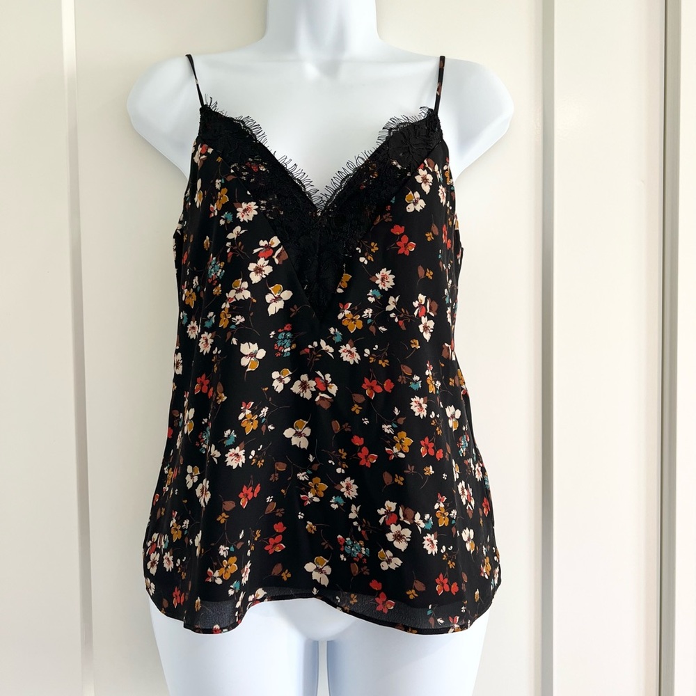 Socialite XS floral top